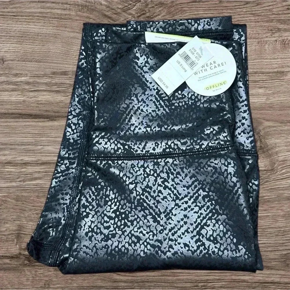 Aerie Offline High Shine High Rise Black Faux Leather Yoga Leggings Small NWT - Picture 4 of 8
